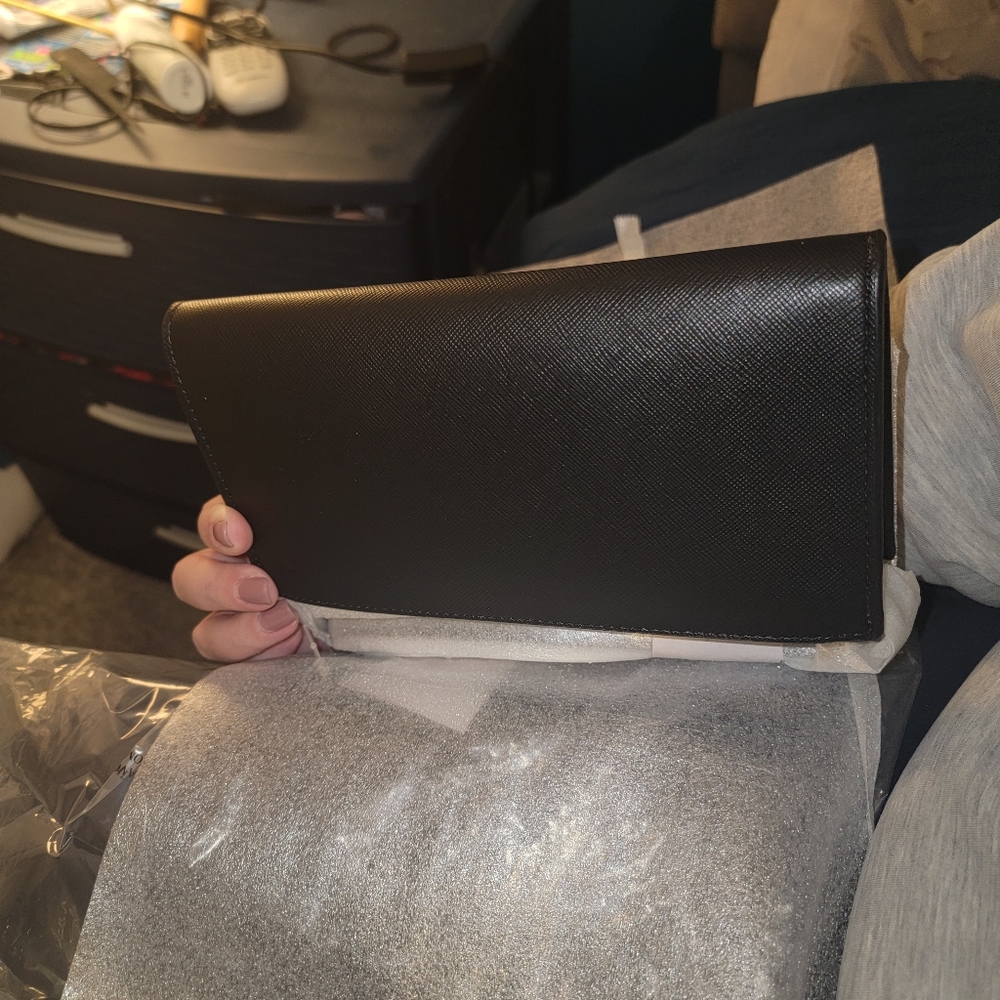 NWT KATE SPADE Saffiano Black small Crossbody - Picture 2 of 9